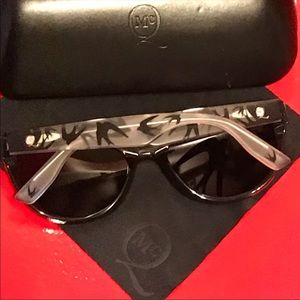 Alexander McQueen Sparrow Sunglasses